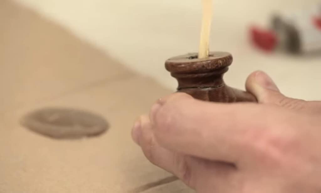 how-to-attach-wood-to-metal-cut-the-wood