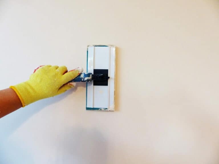 how-to-remove-glue-from-walls-easy-guide-for-home-diy-ers