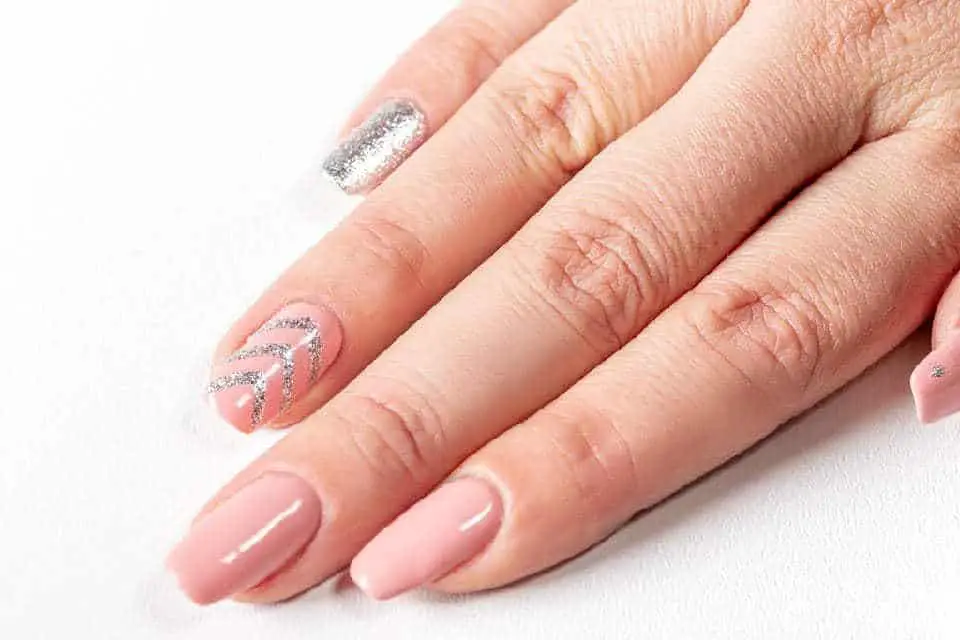 How To Glue On Fake Nails